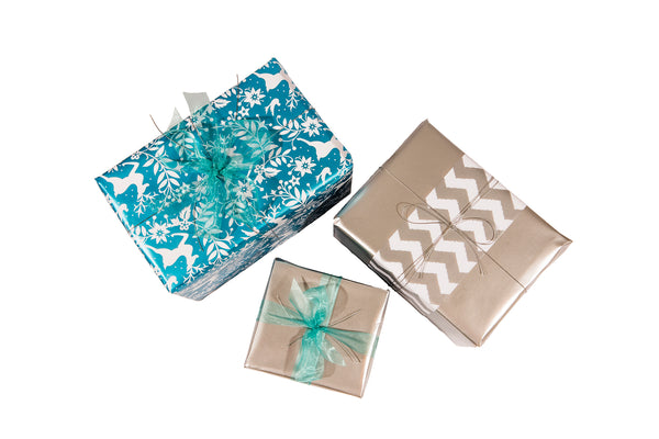 Faux Christmas Presents are the perfect finishing touch for your decorated Christmas tree. Available for hire in Melbourne, Geelong, Morning Peninsula and surrounds.